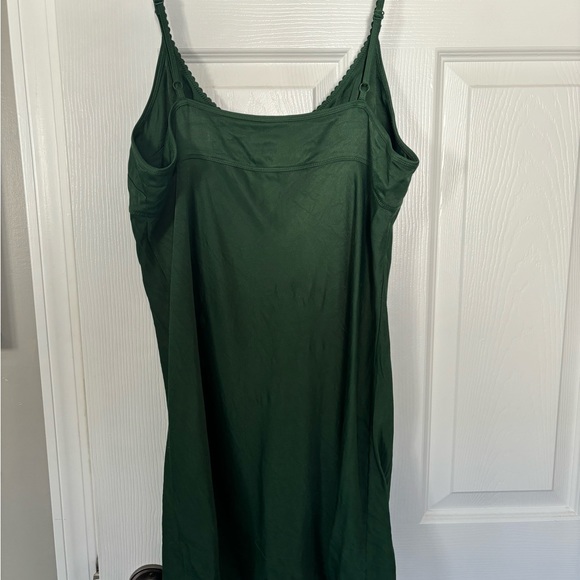 Sunday Best Rae Dress Emerald Green - Picture 3 of 8